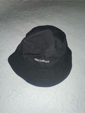 New Balance Black Embroidered Logo Bucket Hat